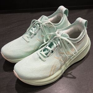 Asics Women's Gel Nimbus 26 Womens 9.5 Mint Green Running Shoes